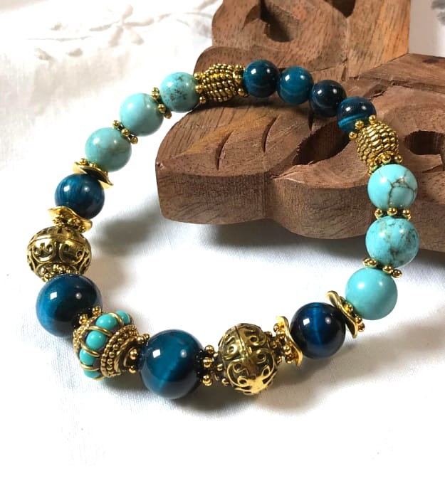 Boho Turquoise & Petrol Blauwe Armband met Tijgeroog