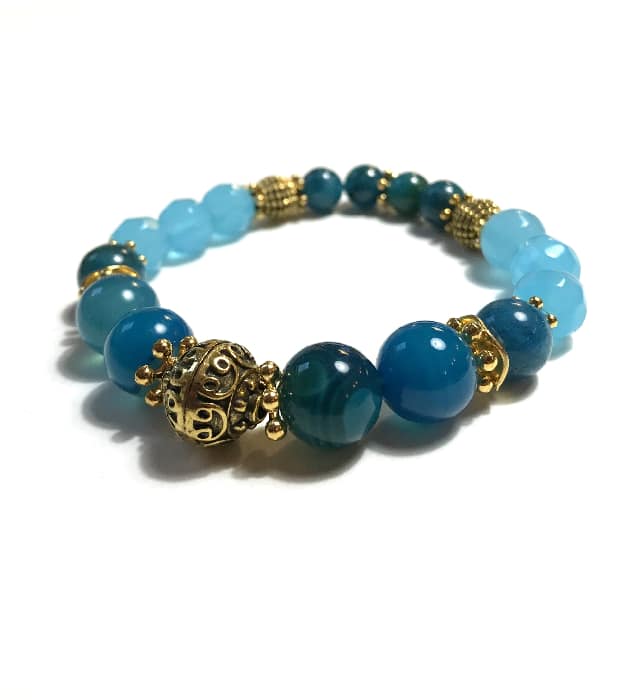 Blauwe Stretch Armband met Halfedelstenen in goud - Afbeelding 3