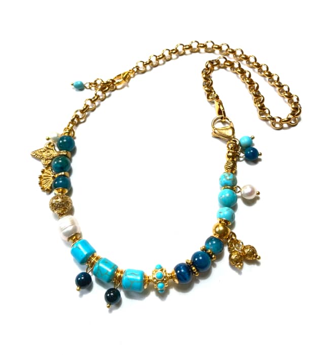Handgemaakte Blauwe Ketting met Halfedelstenen in goud (2)