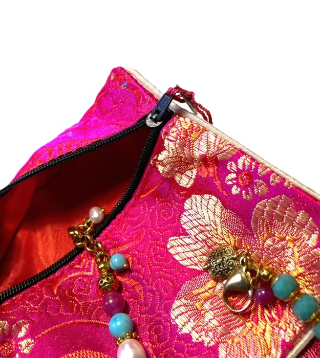 Fuchsia Sieraden hoesje van satijn, prijs per stuk - Afbeelding 3