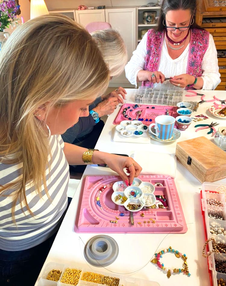 Sieraden Workshop bij Moucy’s Jewelry Amsterdam Sieraden Workshop bij Moucy's Jewelry Amsterdam